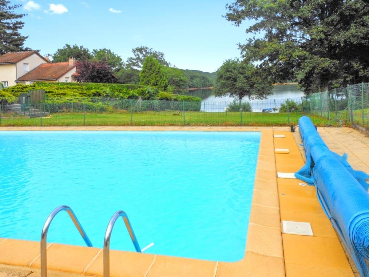 Chalet Charmant A Saint-Gerons Avec Piscine Partagee المظهر الخارجي الصورة
